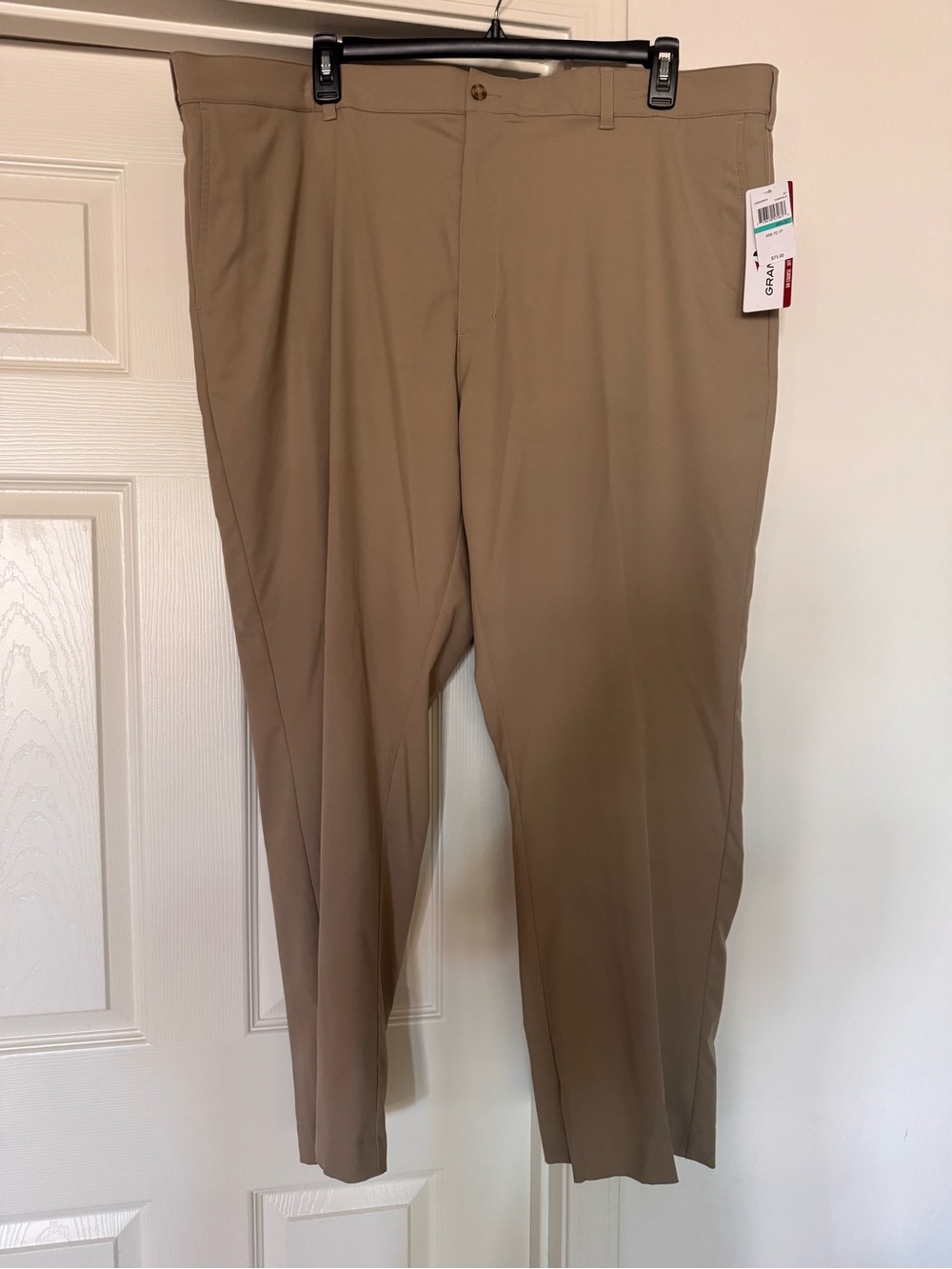 NWT Men's Grand Slam Performance Stretch Flat Front Golf Pants Size 46x30 Beige